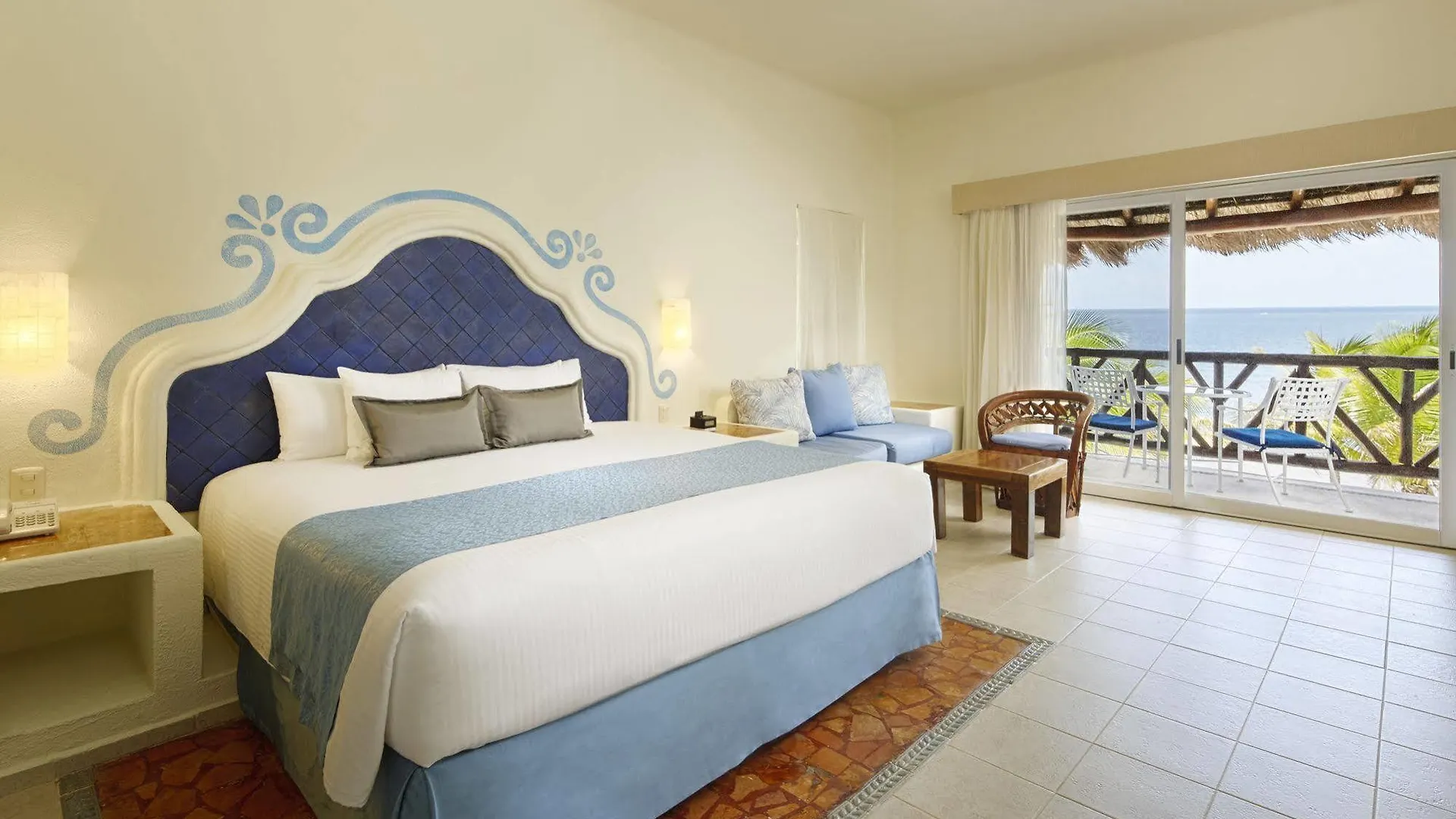 Desire Riviera Maya Pearl Resort