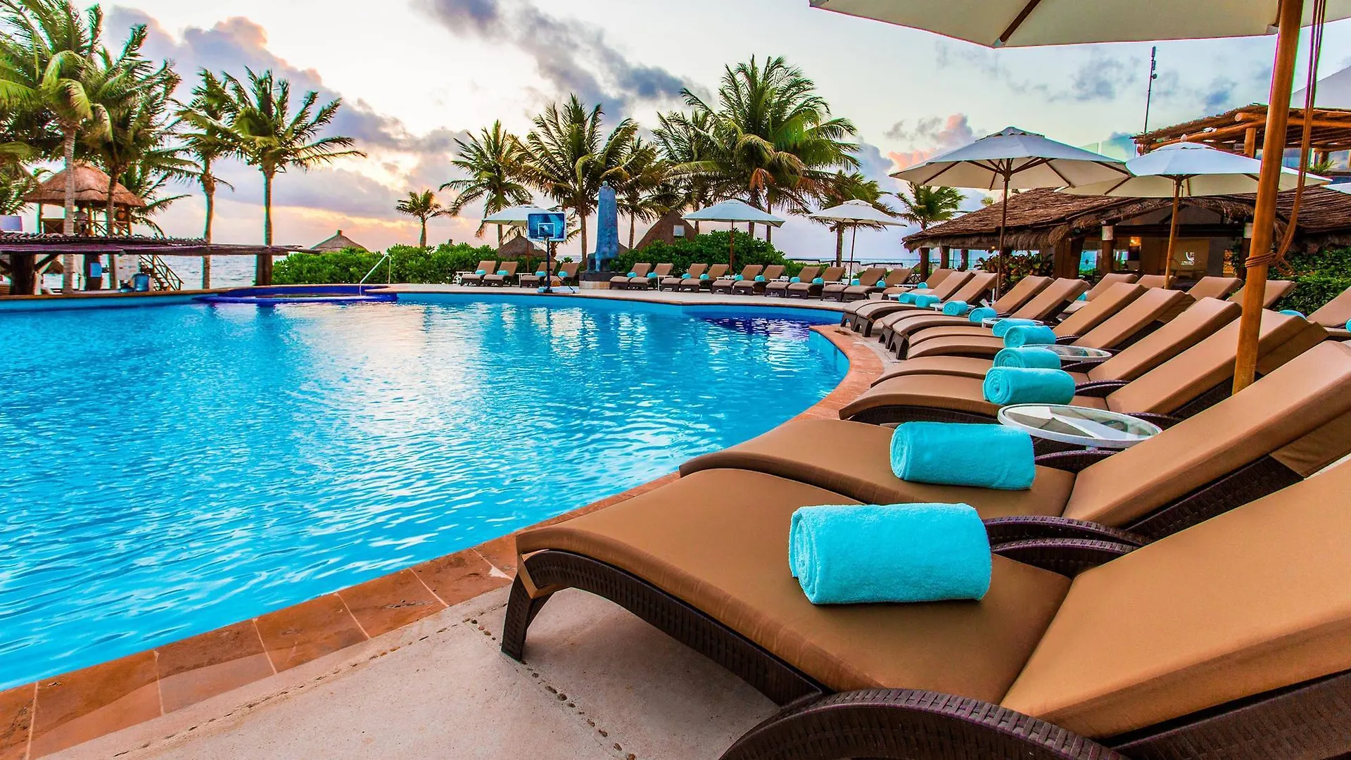 Desire Riviera Maya Pearl Resort Mexico
