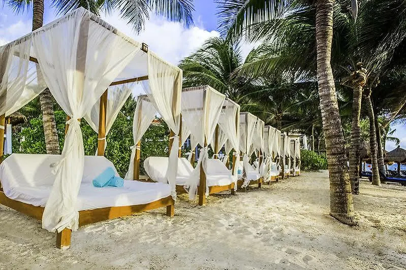 Desire Riviera Maya Pearl Resort Hotel